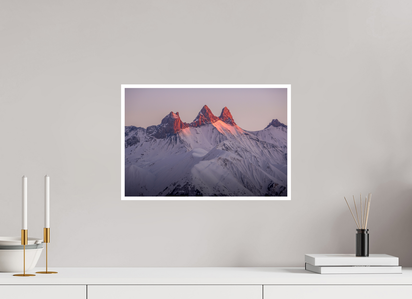 Photo des Aiguilles d’Arves au couchant, paysage montagne en Savoie.