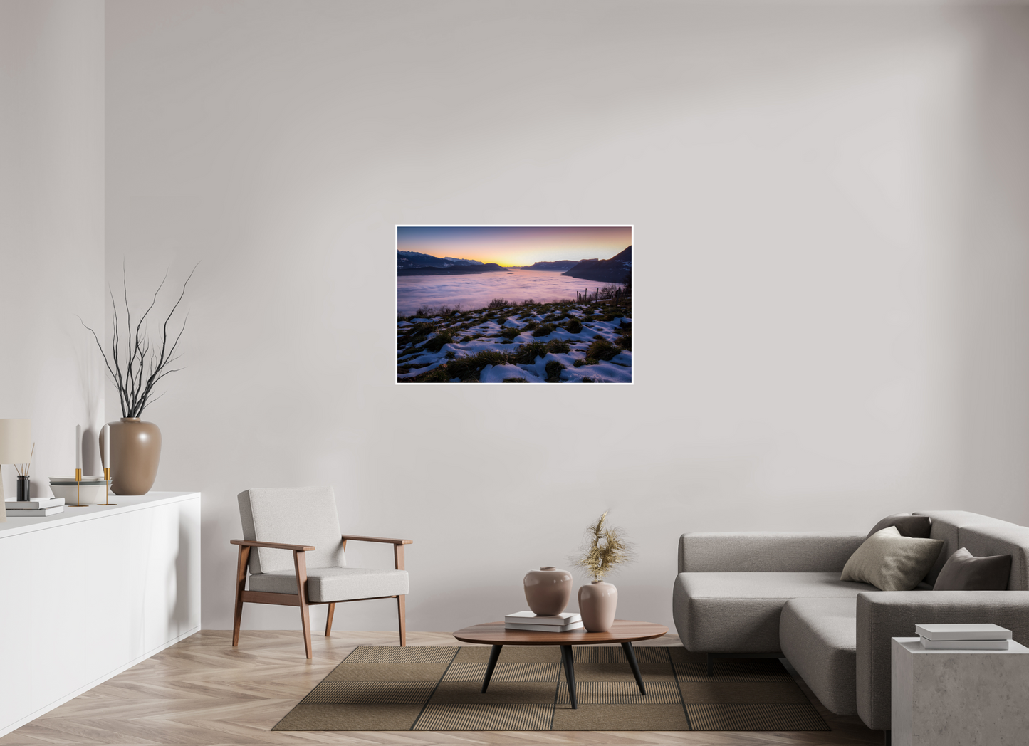Sommets et horizon de Savoie illuminés par la douce clarté de l’heure bleue.